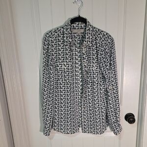 Ann Taylor LOFT Women's Green and White Rabbit Print Shirt